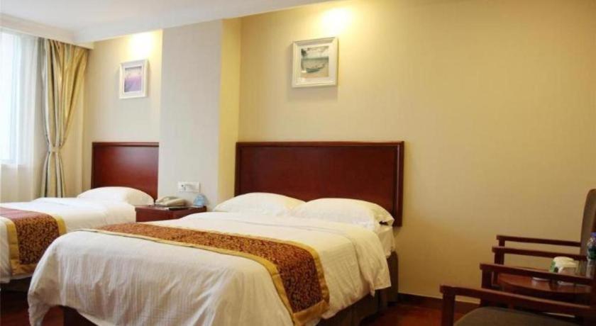 Greentree Inn Suzhou Railway Station North Square Haobainian Wedding Dress City Express Hotel Buitenkant foto