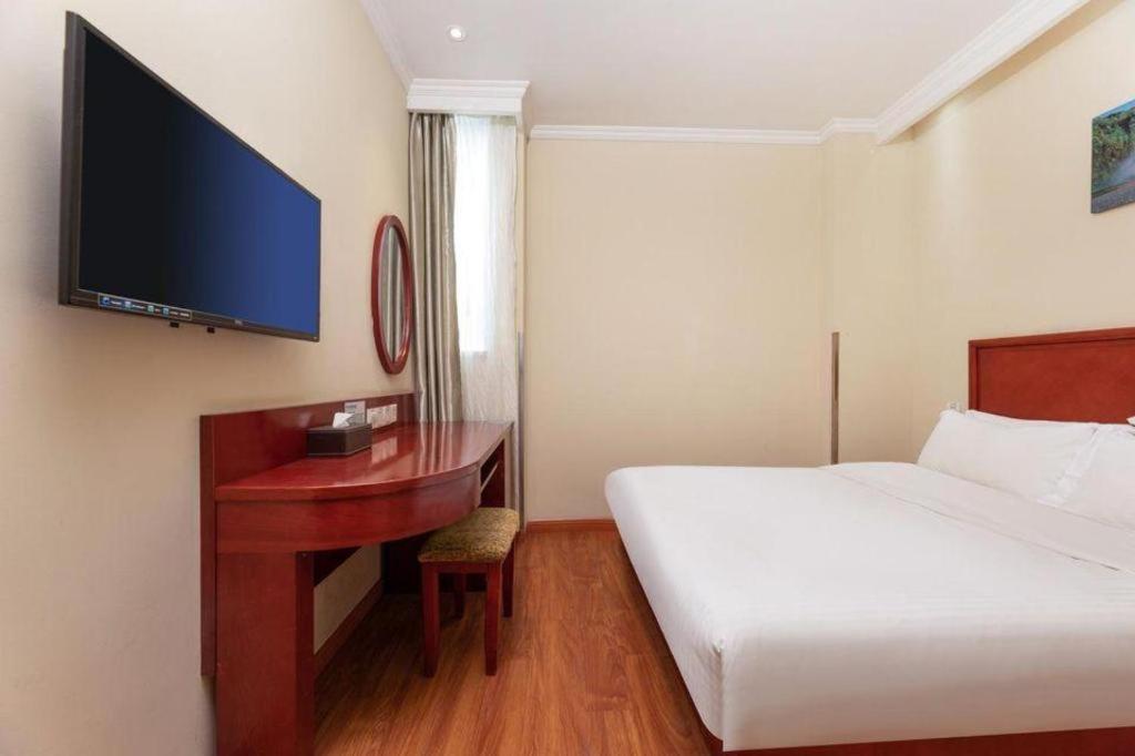 Greentree Inn Suzhou Railway Station North Square Haobainian Wedding Dress City Express Hotel Buitenkant foto