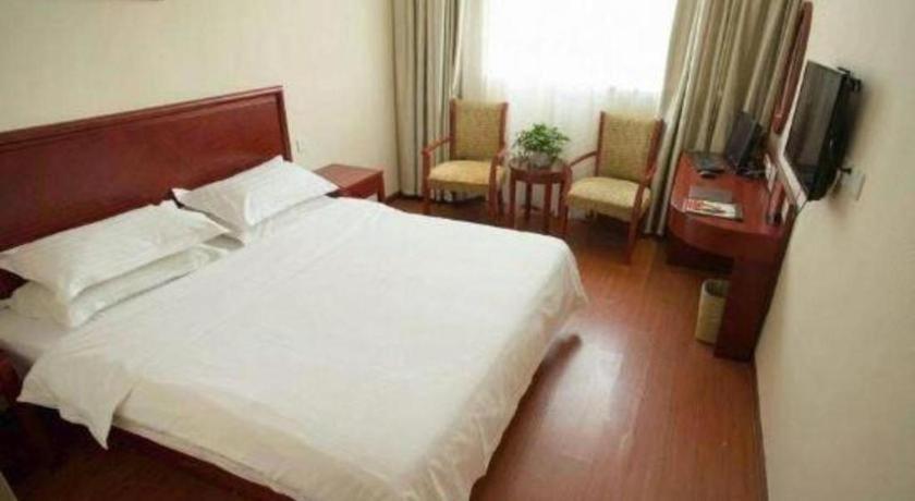 Greentree Inn Suzhou Railway Station North Square Haobainian Wedding Dress City Express Hotel Buitenkant foto