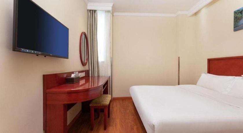 Greentree Inn Suzhou Railway Station North Square Haobainian Wedding Dress City Express Hotel Buitenkant foto